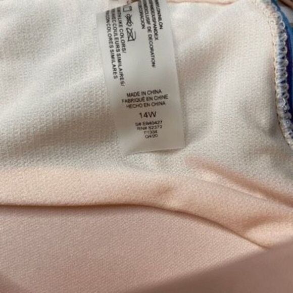 Raisins Curve Swimsuit Top Tropical Floral Tortuga Flounce Women's Size 14W NWT - Picture 4 of 7